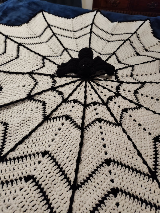 Spider Web Blanket & Plush Spider Bundle – Handmade Halloween Décor Set