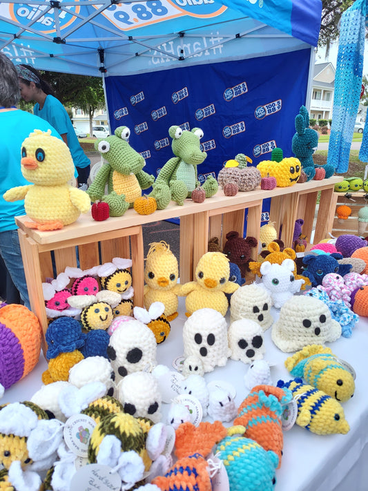 Nana's Attic Is Hitting the Road: Fall Craft Fairs, Rescue Paws & Swamp Critters!