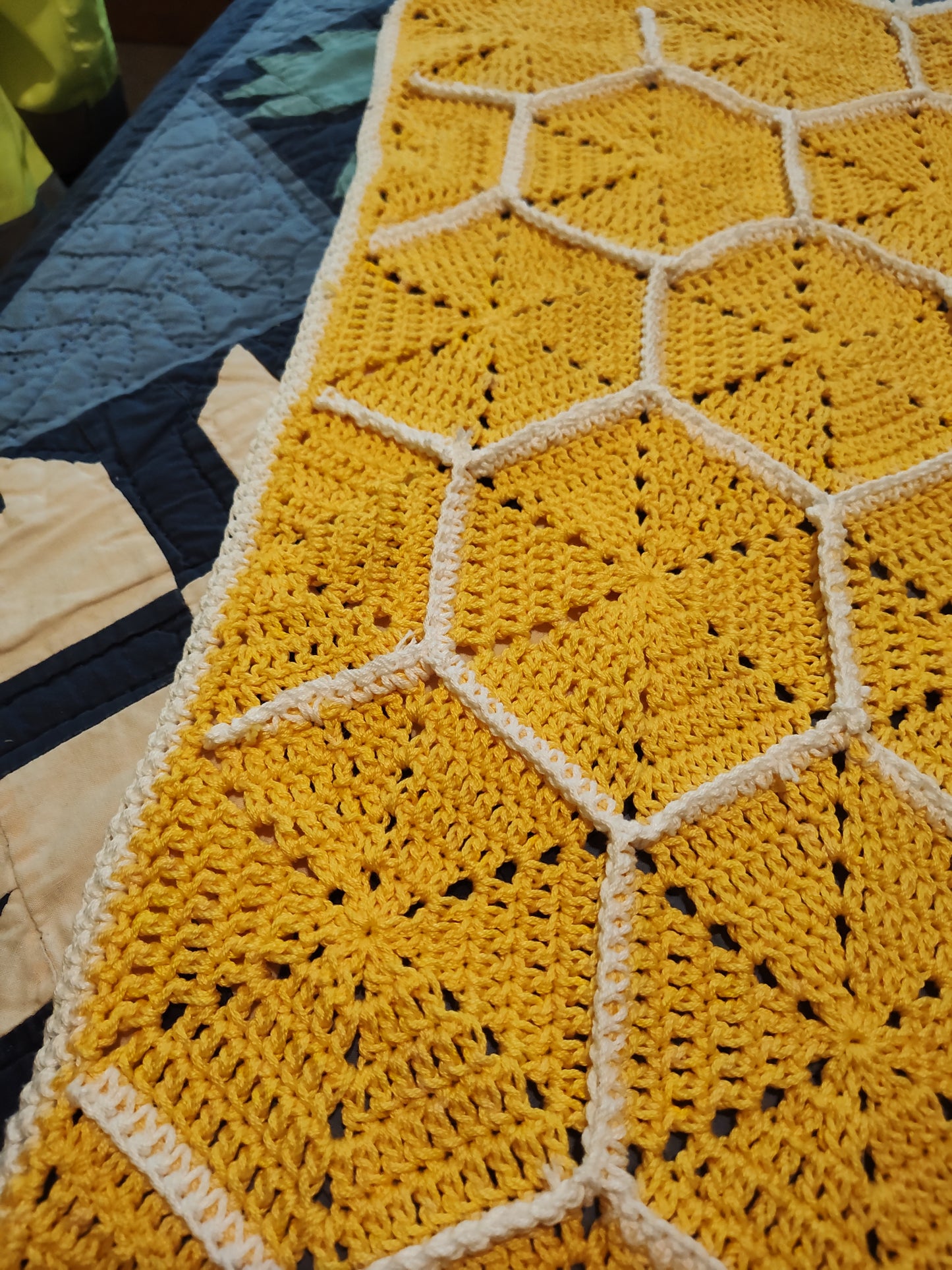 Honeycomb Crochet Baby Blanket - Heirloom Gift (36"x36")